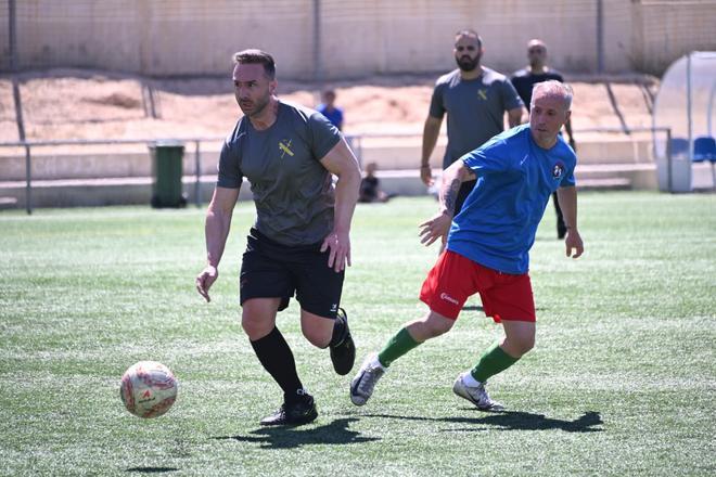 Así ha sido el partido de fútbol entre la Guardia Civil y el pueblo gitano