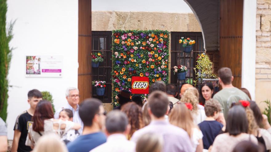 La fiesta de Los Patios llena las calles de Córdoba