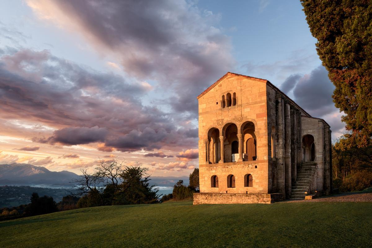 Santa María del Naranco, Oviedo, Asturias