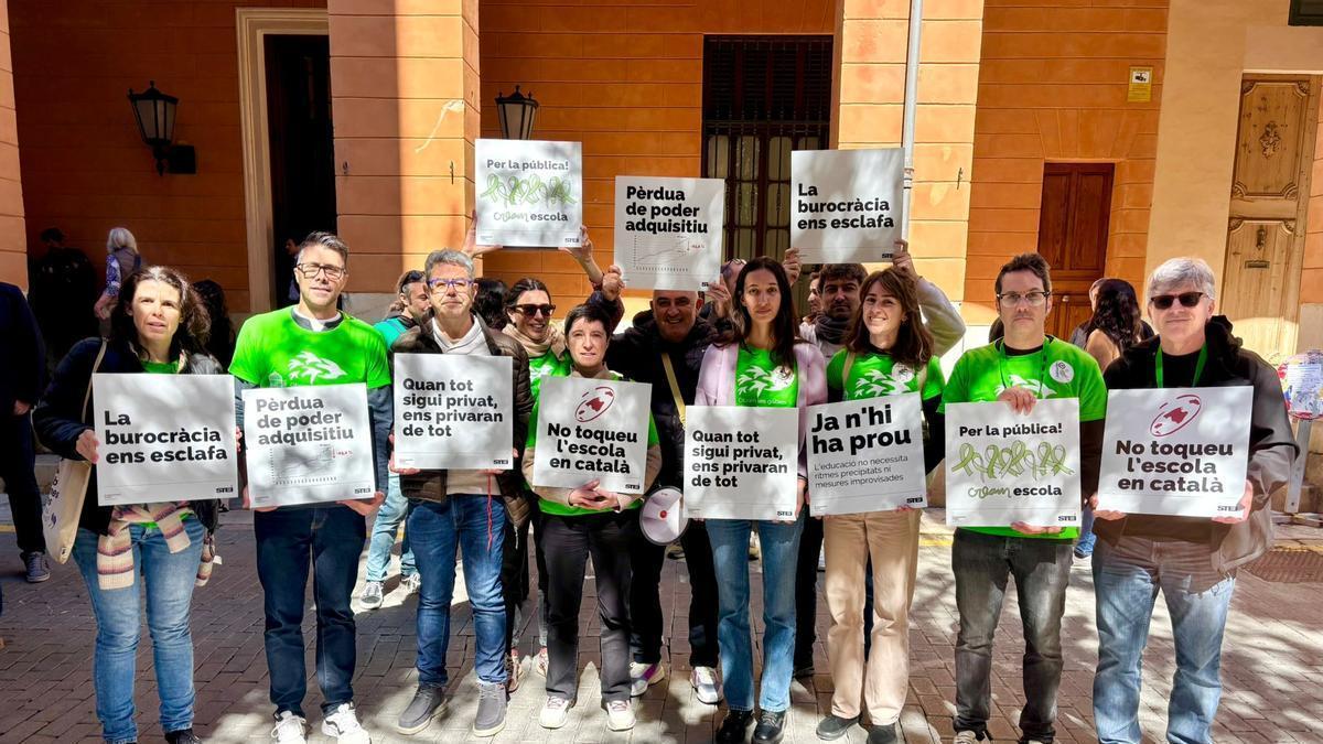 Miembros del STEI en una protesta