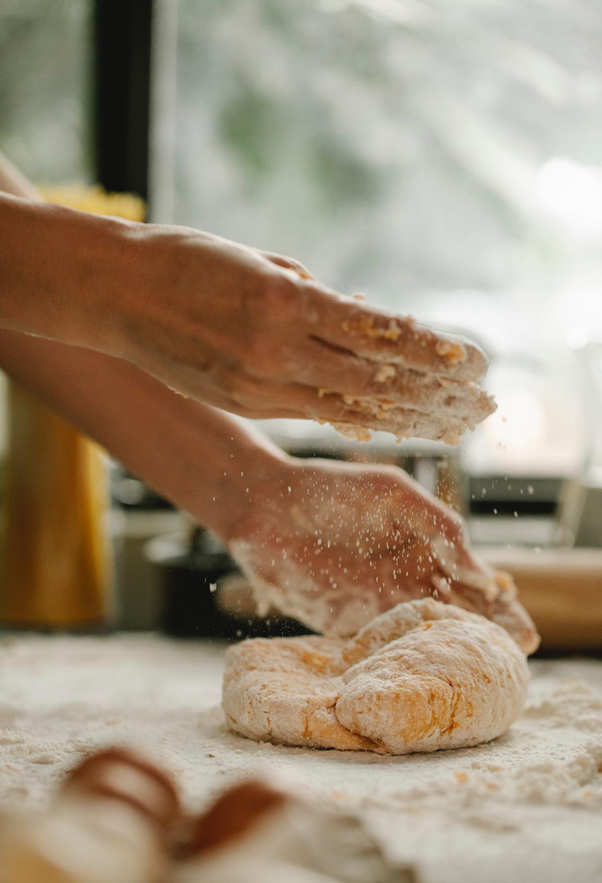 El gorro de cocinero como medida de higiene está muy bien, pero se queda corto