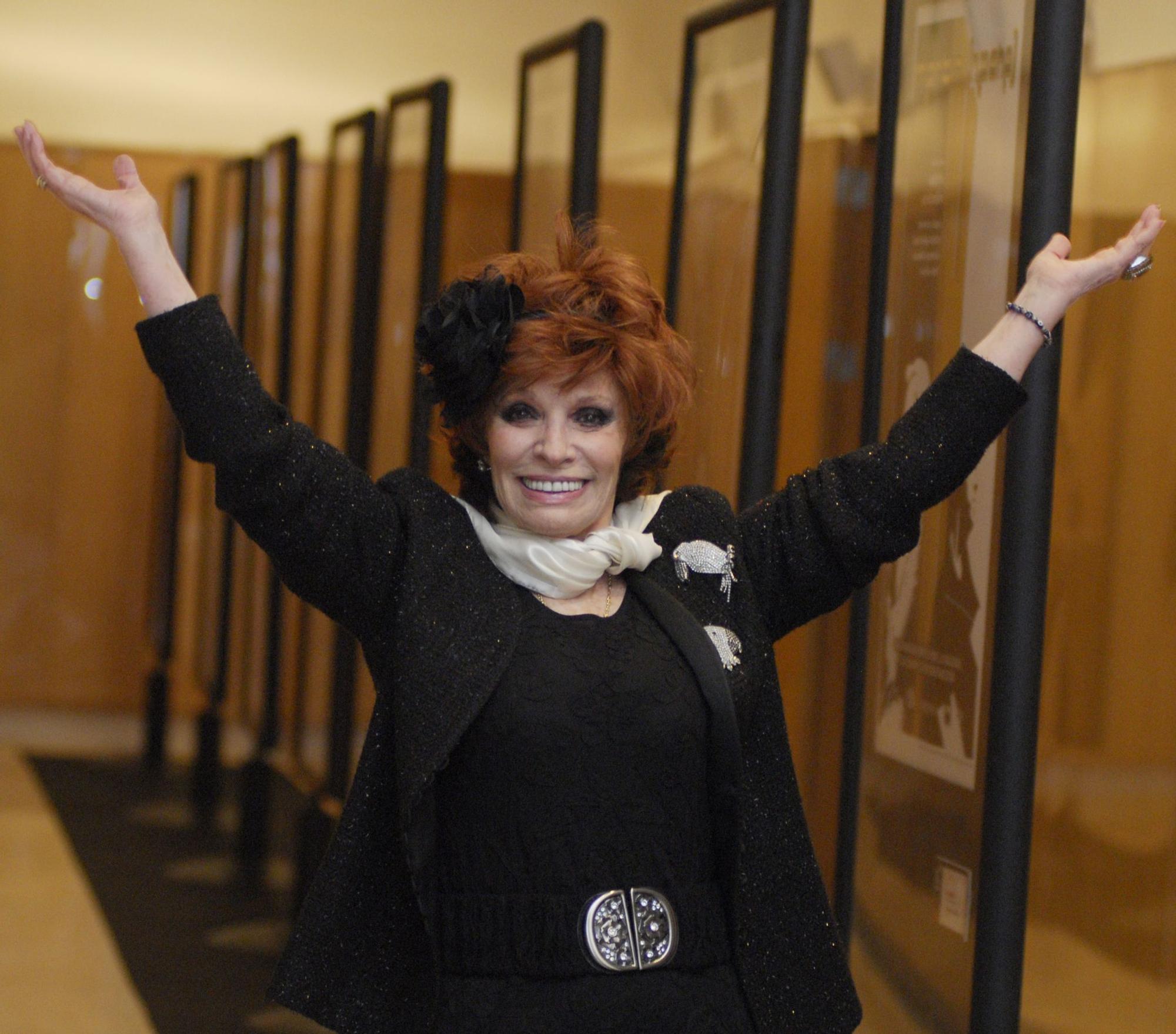 FOTOGALERÍA | Encarnita Polo: la reina del politono que conquistó a Beyoncé y dejó su alma en Cáceres