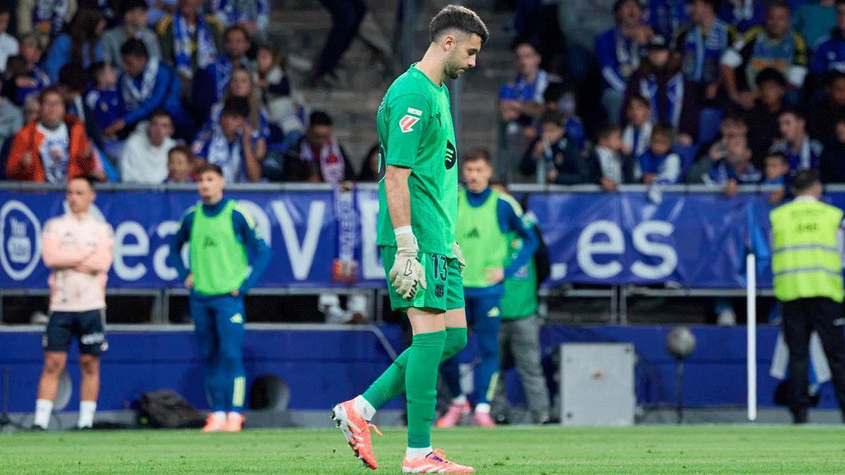 Flick defendió a Joan Garcia tras su error frente al Oviedo