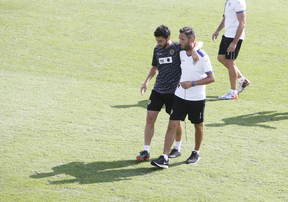 Lluís Planagumà dirige este lunes su último entrenamiento en el Hércules