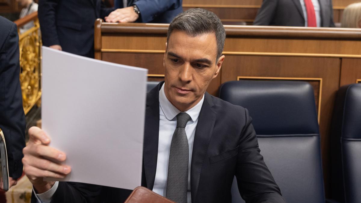 El presidente del Gobierno, Pedro Sánchez, durante una sesión de control al Gobierno, en el Congreso de los Diputados, a 28 de febrero de 2024, en Madrid (España).