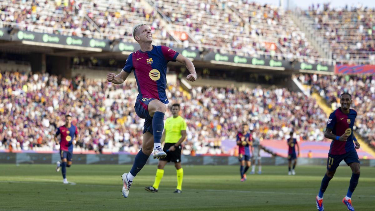 Dani Olmo saboreó la victoria del FC Barcelona ante el Valladolid en Montjuïc