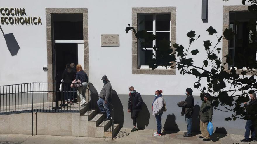 Galicia lanza un programa de ayudas a 5.000 personas para combatir la pobreza infantil