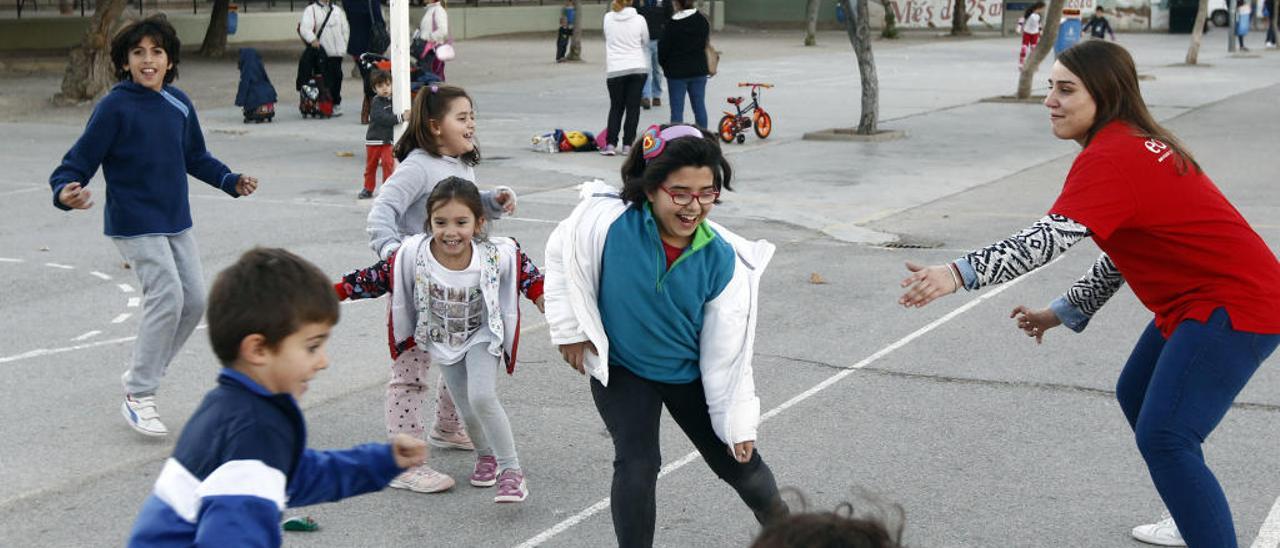 Colegios abiertos después de clase