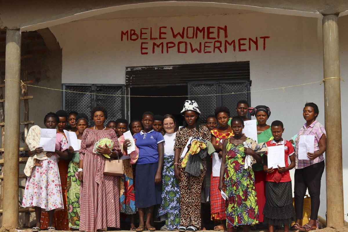 En abril de 2025 'Mbele África' creó el primer grupo de empoderamiento de la mujer en Ikoba