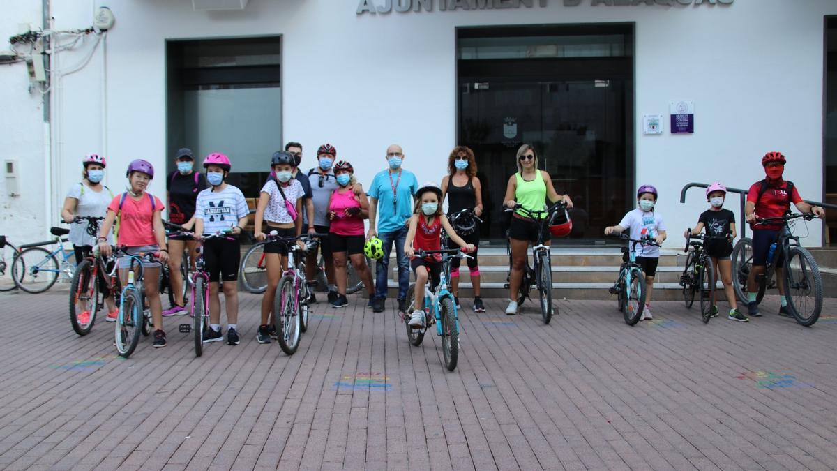 Participantes en la marcha de Alaquàs.