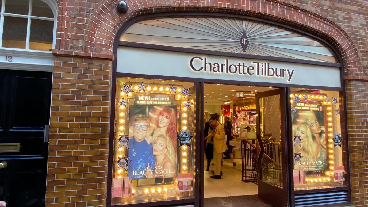 Una tienda Charlotte Tilbury en Londres