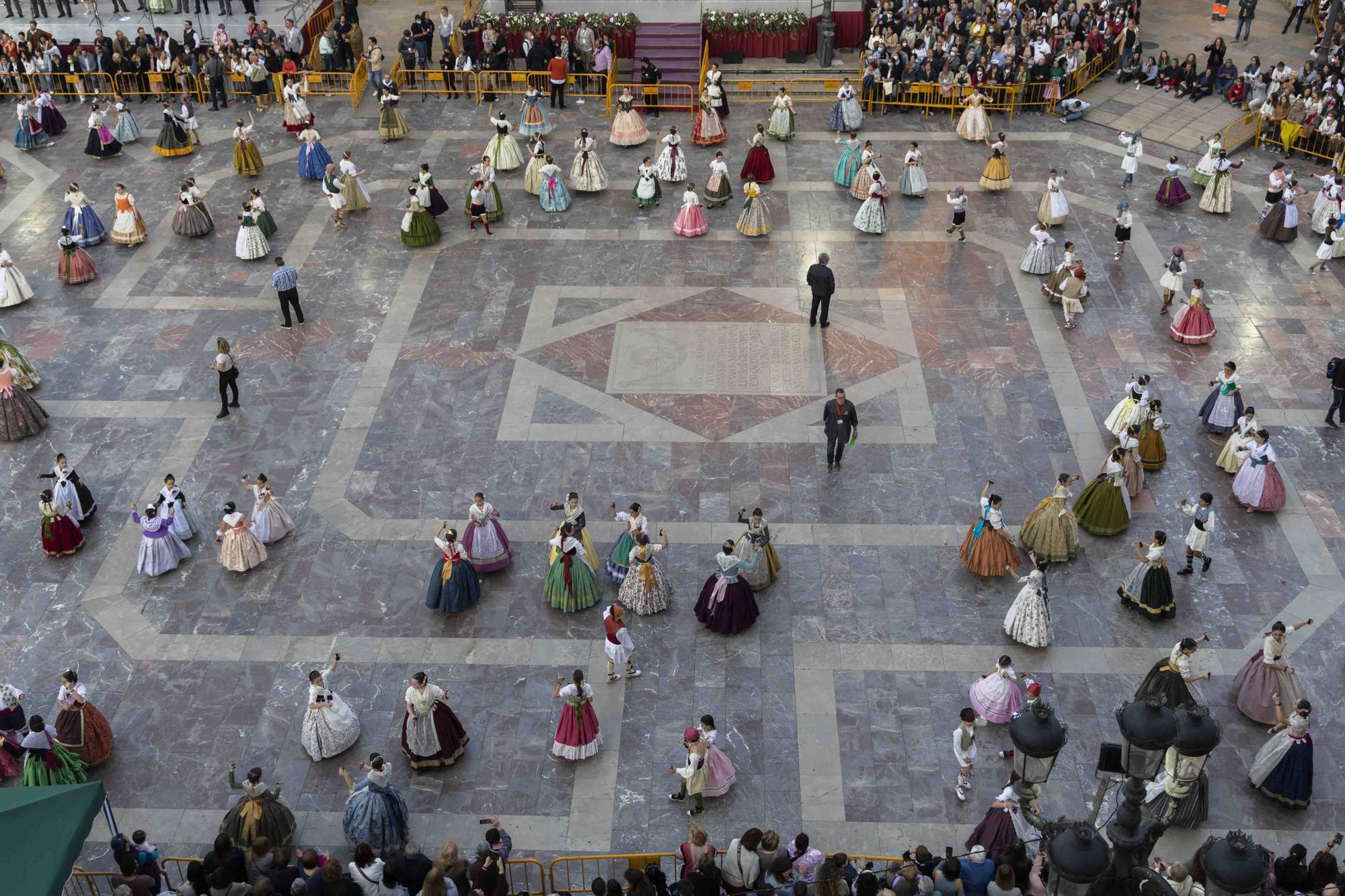 Así ha sido la Dansà Infantil de las Fallas 2022