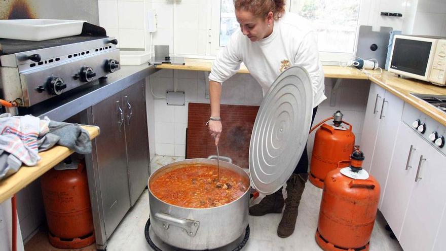 Los callos victorianos fueron uno de los atractivos de la primera previa del carnaval.