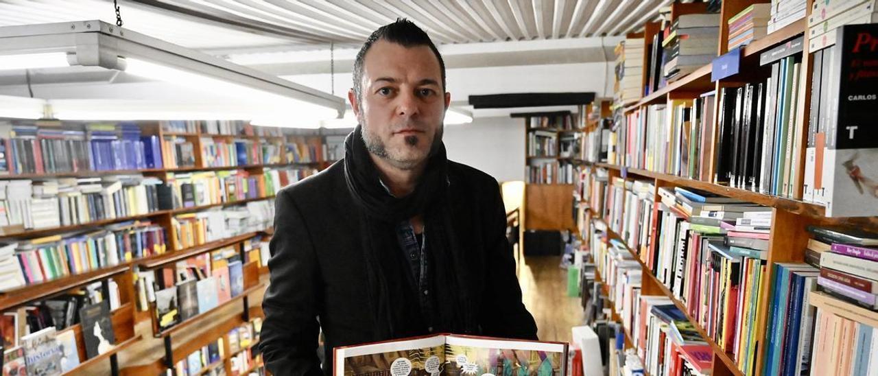 David Rubín, onte na Libraría Paz, en Pontevedra.