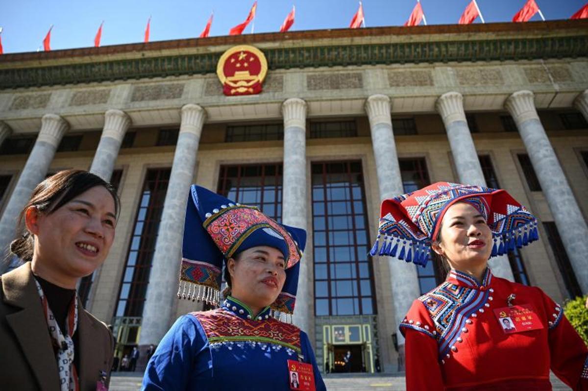 Imágenes del primer día del 20º Congreso del Partido Comunista Chino