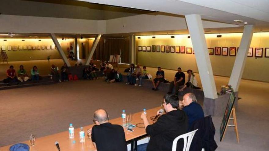 Un momento de la charla coloquio ofrecida por la tarde en el auditorio.  // Gonzalo Núñez