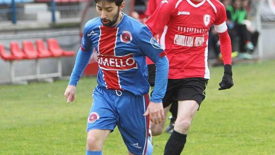 Un lance de un partido de la Unión Deportiva Ourense. // Iñaki Osorio