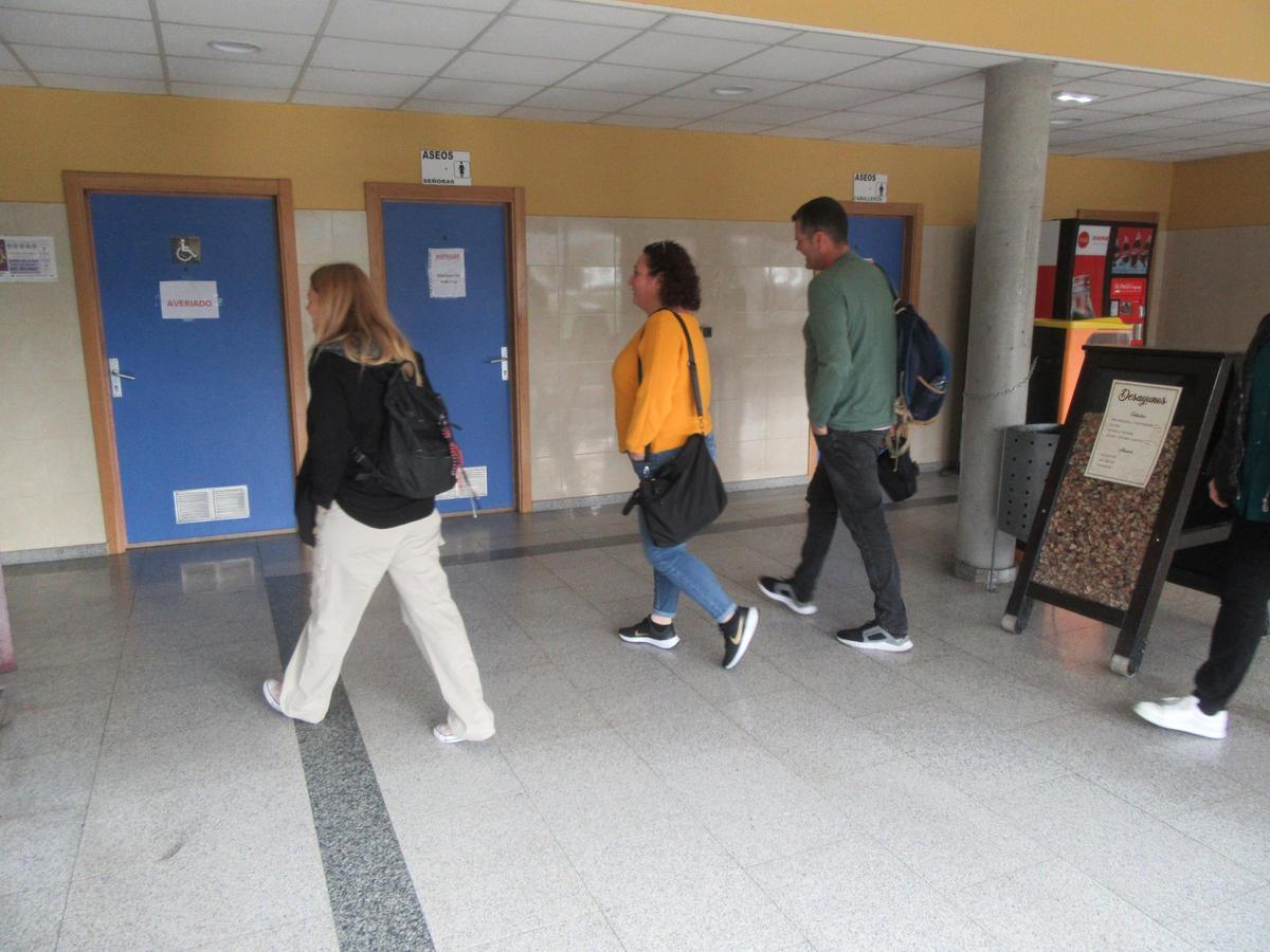 Averiados los baños de la estación de autobuses de Cangas de Onís a las