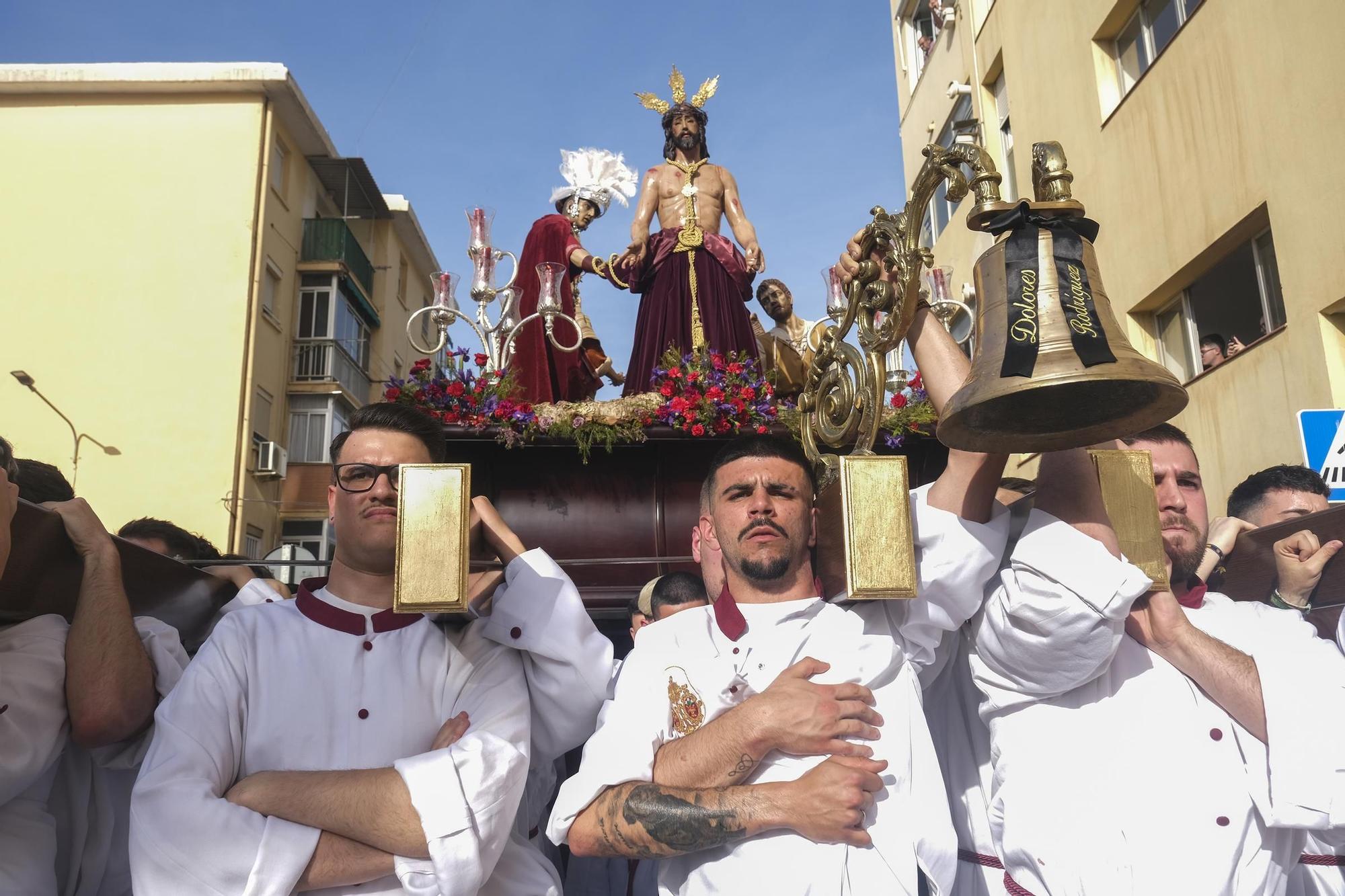 La procesión de Encarnación este Viernes de Dolores, en imágenes
