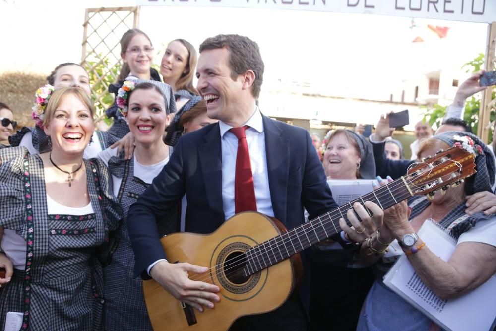 Pablo Casado visita las barracas de Murcia