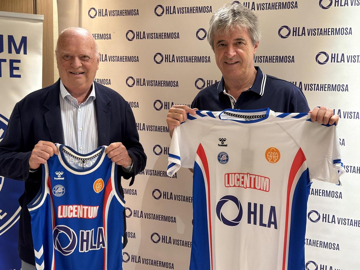 Los presidentes del Grupo HLA y el Lucentum Alicante, Francisco Ivorra y Daniel Adriasola, respectivamente, tras sellar el acuerdo de patrocinio.
