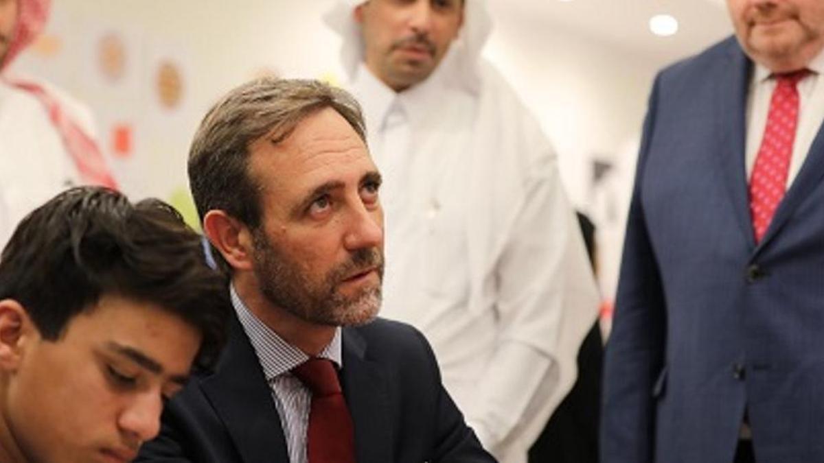 José Ramón Bauzá, junto al eurodiptuado investigado Marc Tarabella en Qatar.