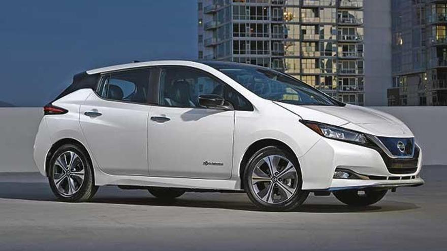 Nissan entrega su vehículo eléctrico 7.000, un Nissan LEAF