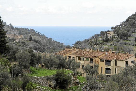 In Deià fürchten Anwohner, dass eine geplante Luxussiedlung die Idylle endguültig zerstört. Schon jetzt liegt vieles im Argen. Ein Besuch vor Ort.