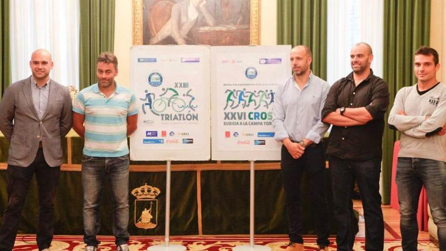 De izquierda a derecha, Jesús Martínez Salvador, José Ramón Tuero, Secundino González, José Ramón García y Félix Alberto Jiménez, en la presentación de las pruebas del Santa Olaya.