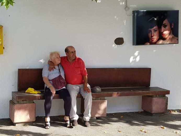 El Orgullo herreño y canario se dispersa por Chueca