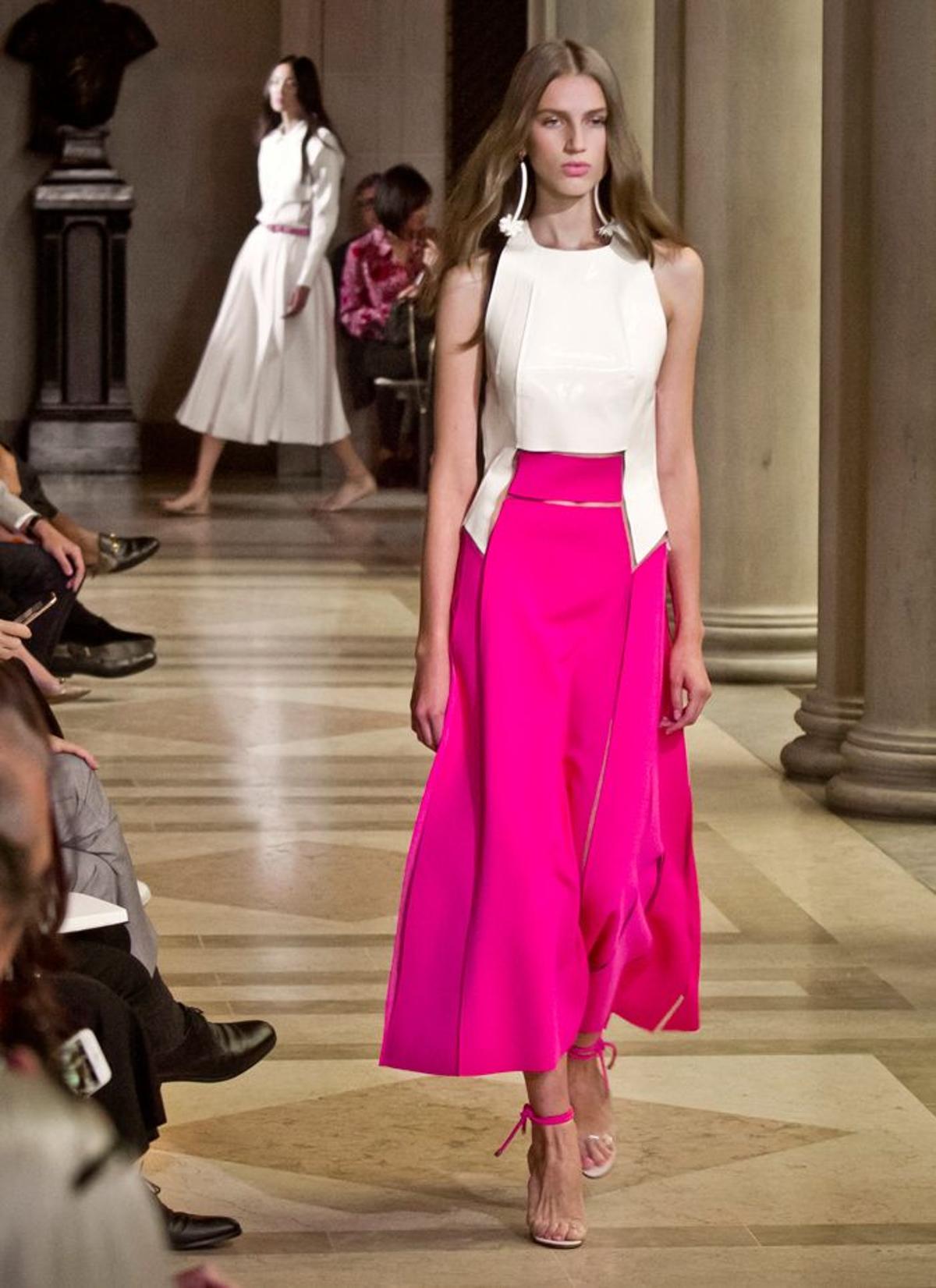 Nueva York Fashion Week: Carolina Herrera, blanco y rosa