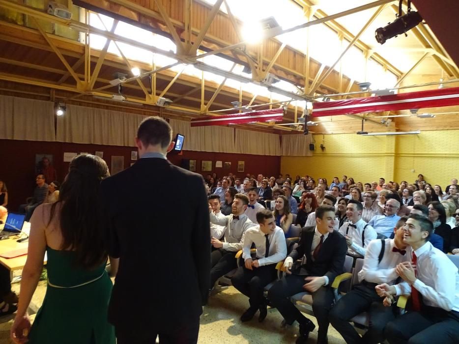 Ceremonias de graduación de Bachillerato en varios institutos de Avilés y Corvera