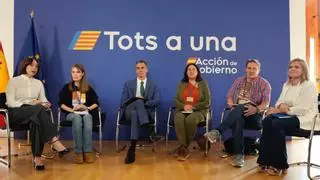 Sánchez se compromete ante las víctimas a visitar la zona cero y a un funeral de Estado