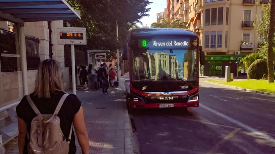 El primer autobús eléctrico del transporte urbano de Alicante va sobrado