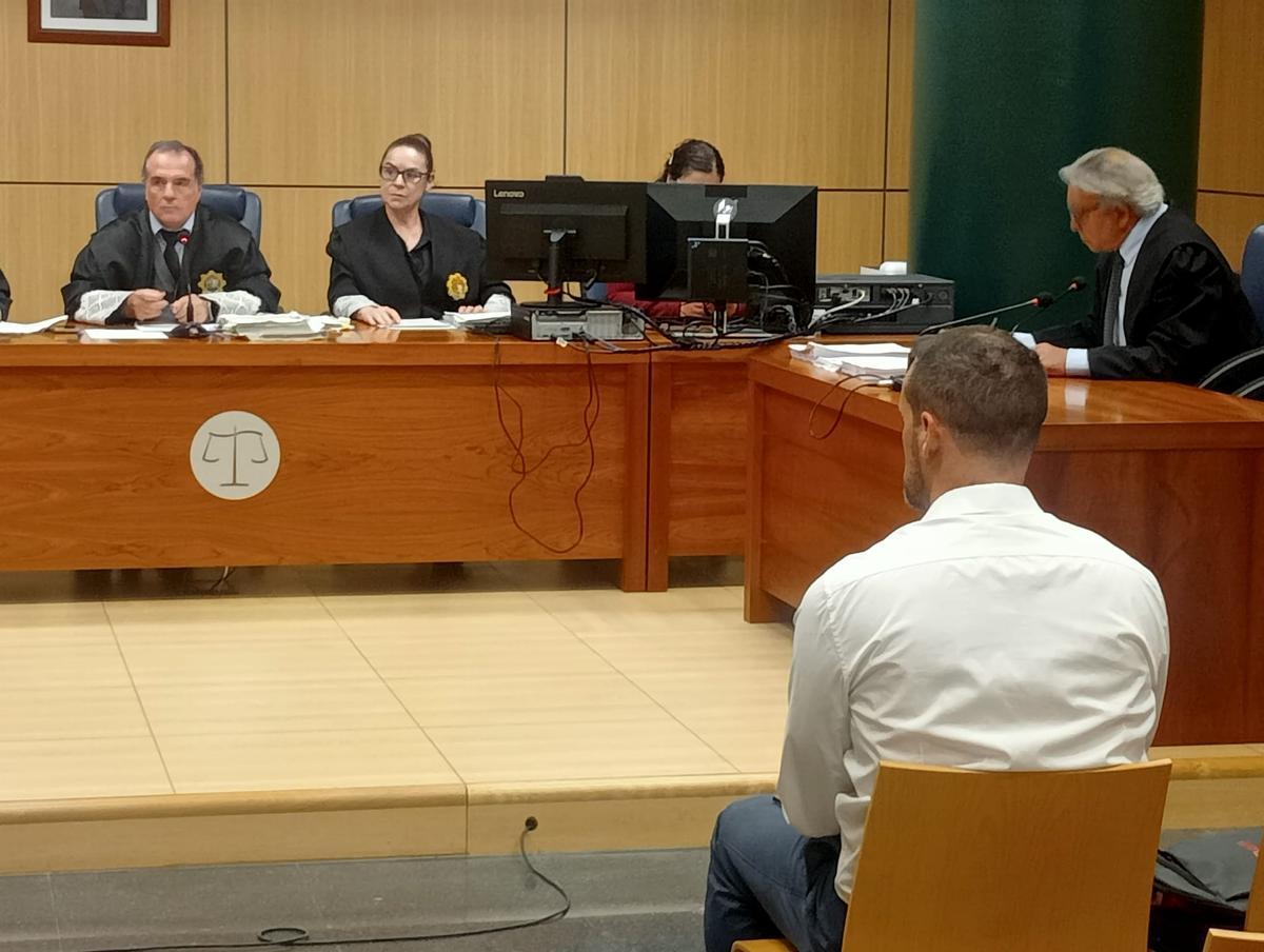 El acusado, hoy, en el juicio que se sigue contra él