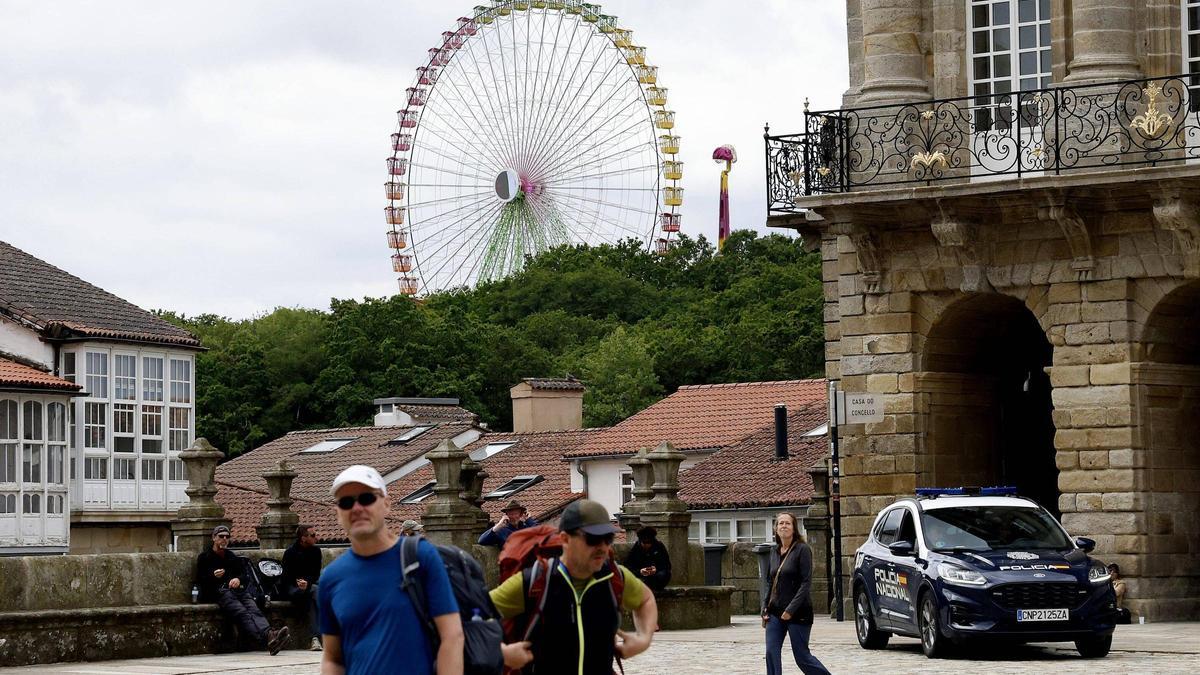 A Panorama no Obradoiro: Louzao quítalle ferro ao informe de Patrimonio