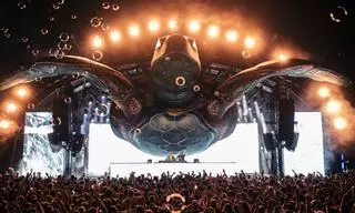 Tomorrowland convierte Ibiza en otro mundo