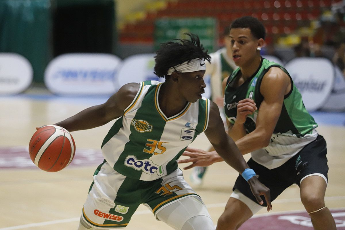 El Coto Córdoba de Baloncesto - San Fernando, en imágenes