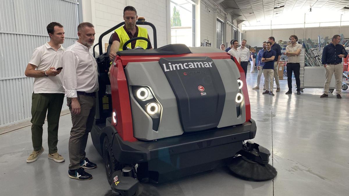 Comac elige a Limcamar para la presentación en primicia de la nueva Combimac, una revolución en la limpieza industrial