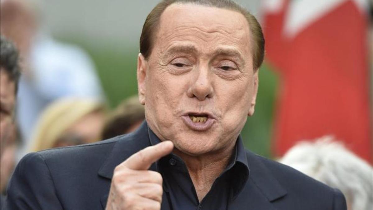 Berlusconi está inmerso en la venta del Milan