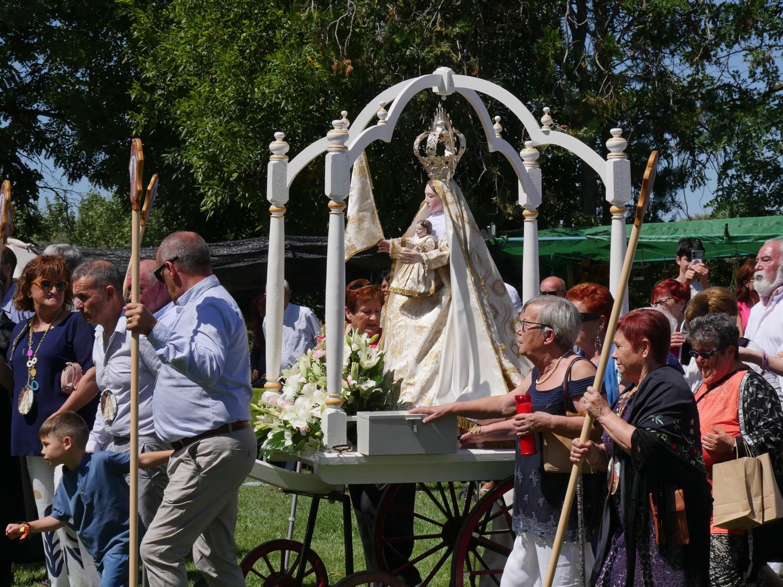 GALERÍA | Así ha vivido Abraveses de Tera su romería a la Virgen de las Encinas