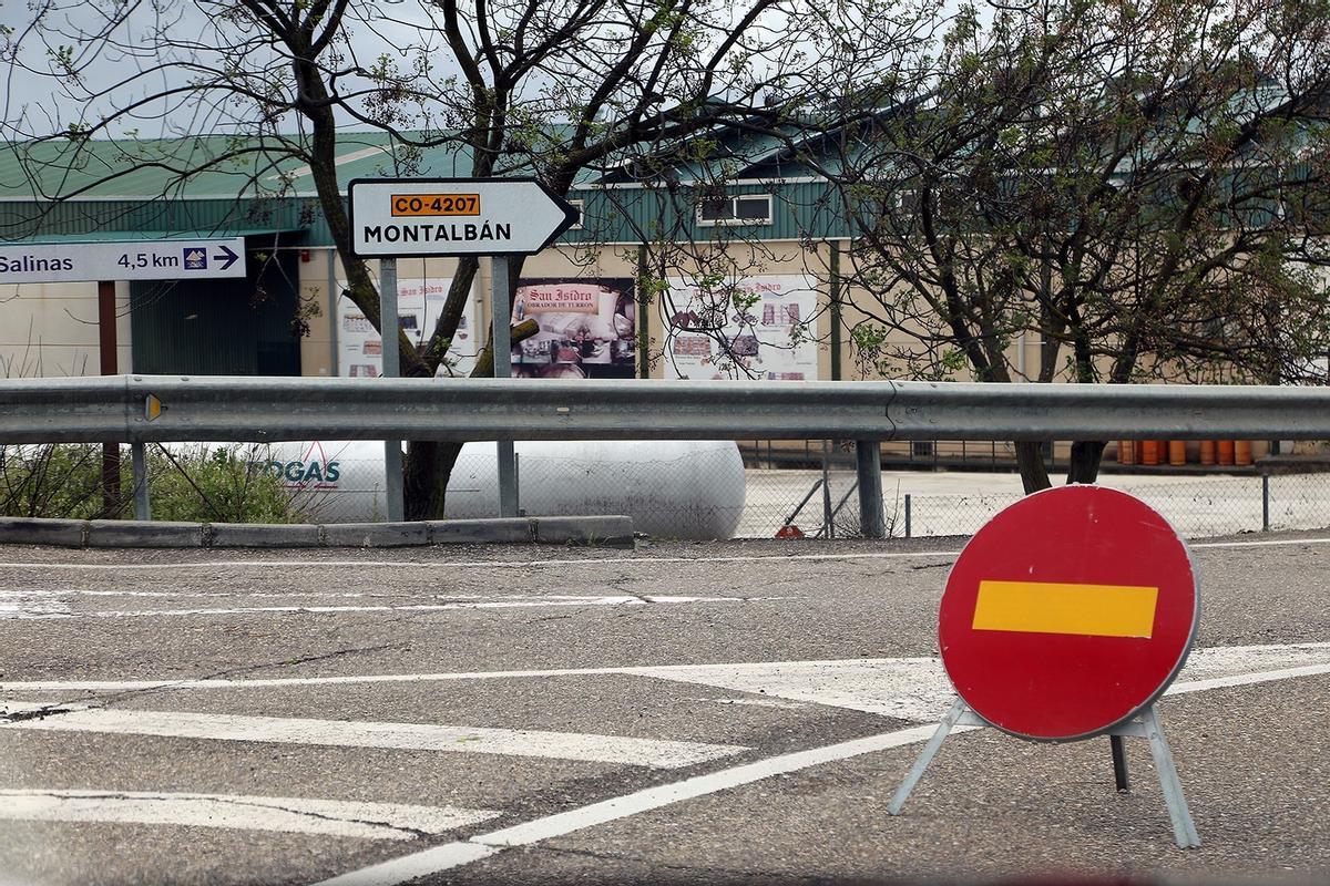 La carretera CO-4207 entre Montilla y Montalbán se encuentra cortada.