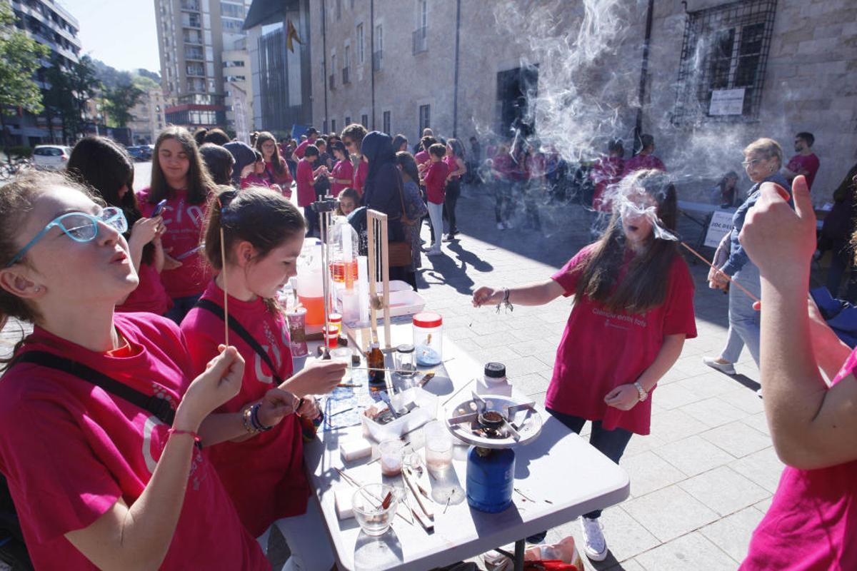 Fira "Ciència entre tots" a Girona Fira "Ciència entre tots" a Girona