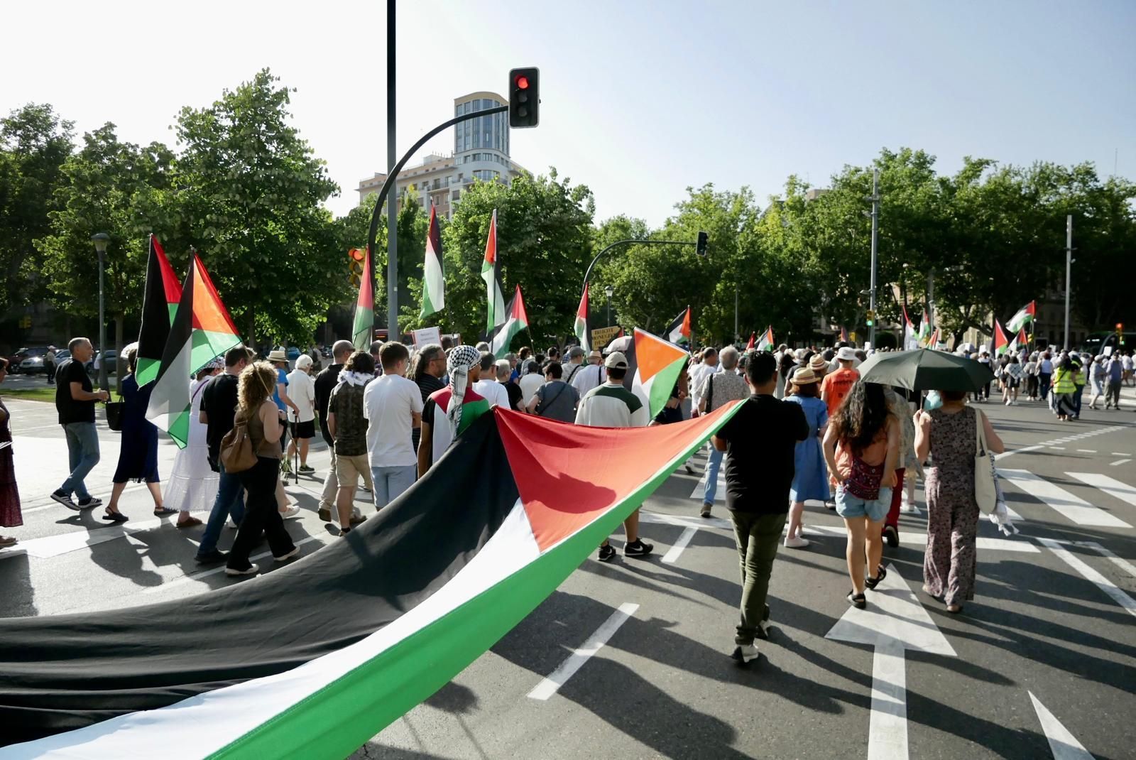 En imágenes | Manifestación en apoyo a Palestina en Zaragoza
