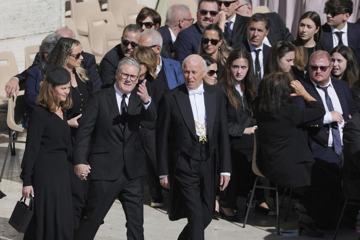 Starmer s’enfronta a la dreta populista en les eleccions locals Starmer s’enfronta a la dreta populista en les eleccions locals