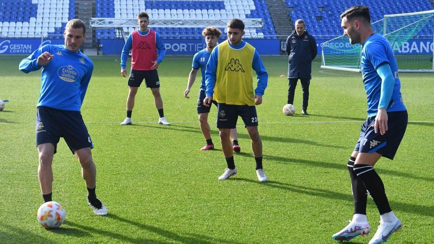 Álex, Lucas y Yeremay, en un entrenamiento en Riazor. |  // VÍCTOR ECHAVE