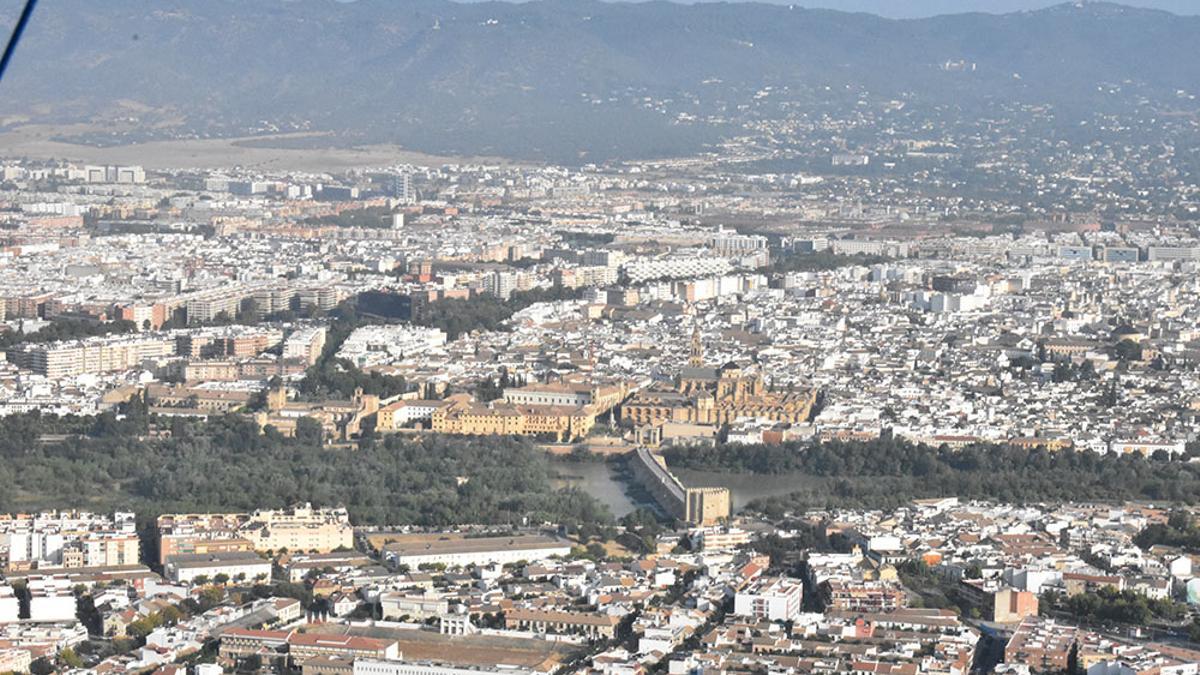 Córdoba a vista de avión.