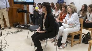 14/06/2018 Granada.- TÃ©cnicos de la Junta estudian la peticiÃ³n de Juana Rivas sobre sus hijos.