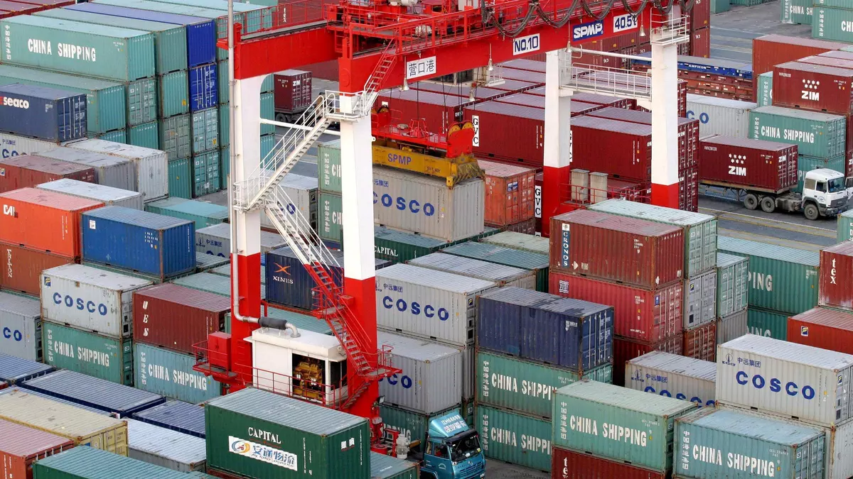 España roza los 35.000 millones en exportaciones y registra el segundo mejor mayo de su historia