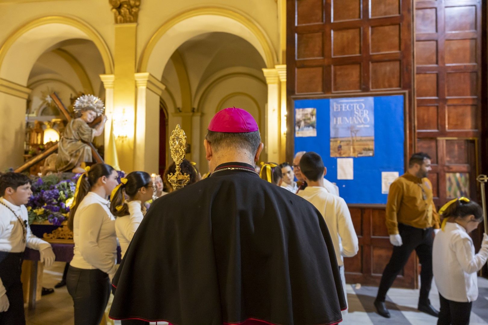 Encuentro de la Vía Dolorosa en Torrevieja del Miércoles Santo con la presencia del obispo José Ignacio Munilla